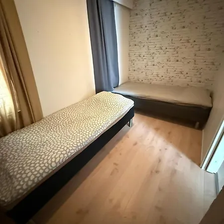Kolmio Kaurialassa Daire